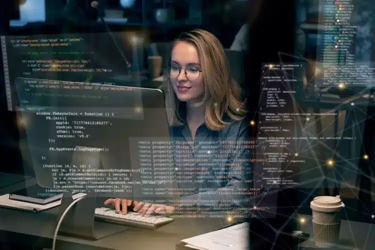 Comprehensive computer course covers programming, web development, and cybersecurity.